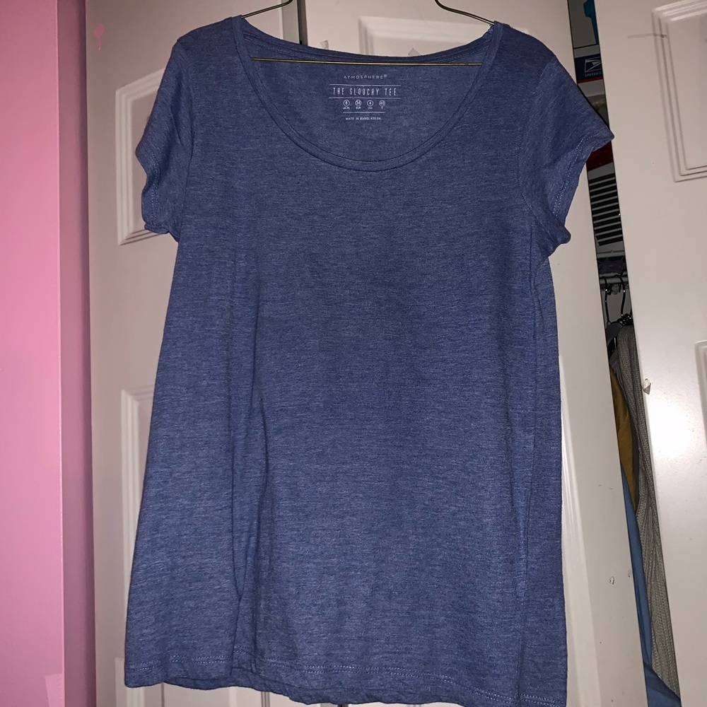 Scoop neck t-shirt bundle